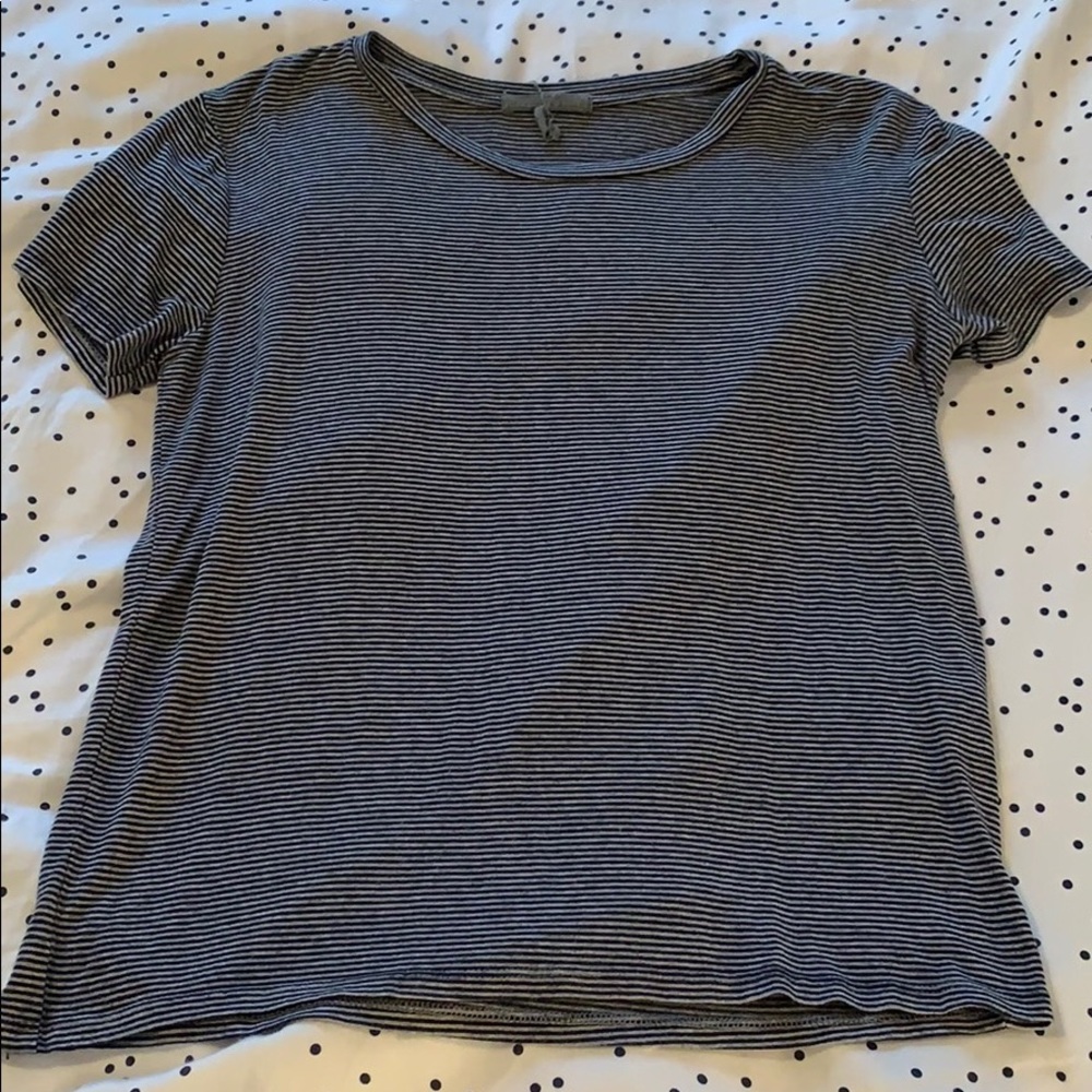 American Eagle T-shirt🦋